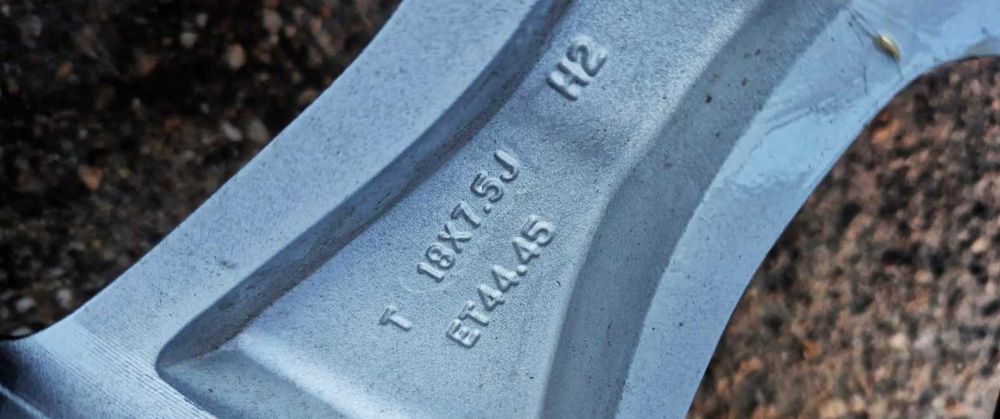 Jeep Wrangler JL/JK Rubicon Gladiator Sahara Nowe Oryginalne Alufelgi Koła Całoroczne 18 Cali-5szt