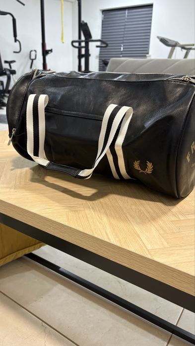 Saco fred perry novo