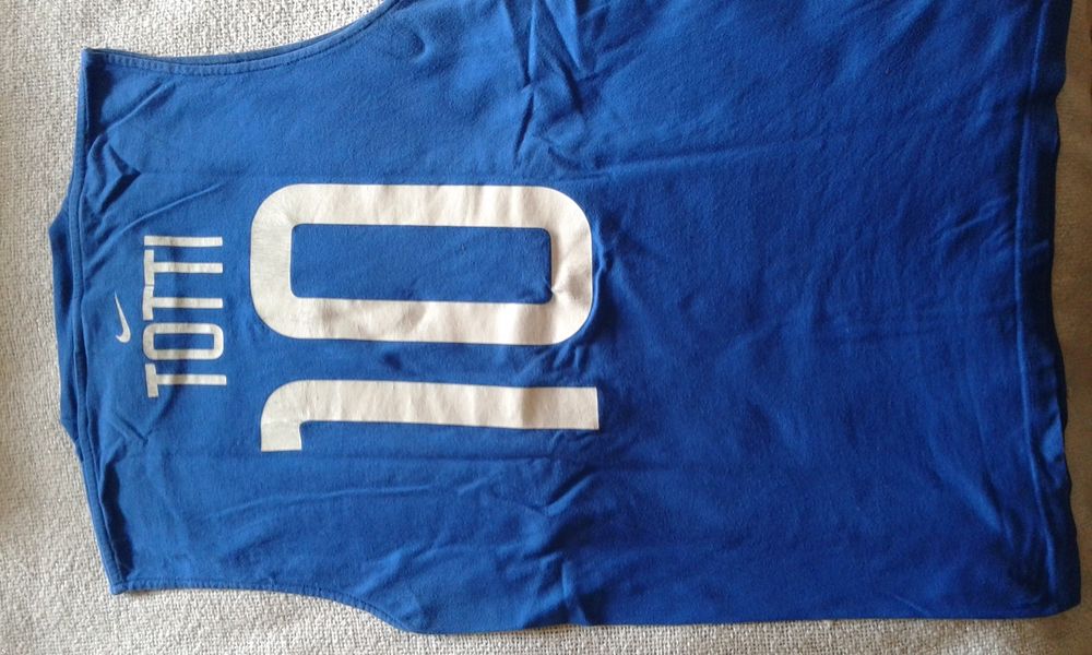 Camisola Itália 2002, marca Nike, Totti nr10.