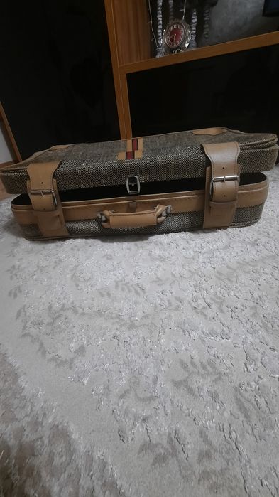 Чемодан вінтажний