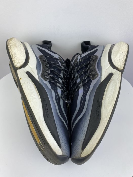 Кросівки чоловічі Adidas Alphaboost V1 Shoes Blue