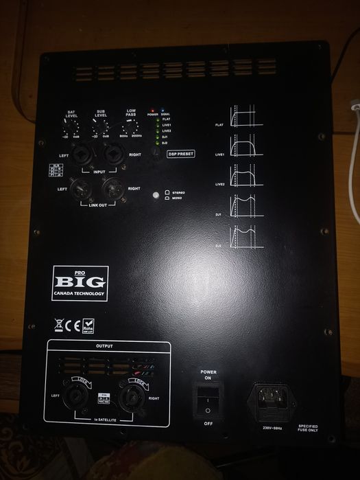 Продам встраиваемый усилитель AMPSUB+TOP 600Wsub+2*250Wtop 8Ohm