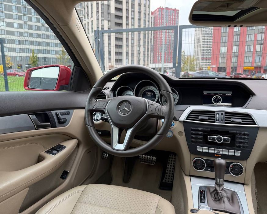 Mercedes-Benz C 250