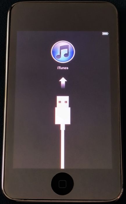 iPod Touch 2ª Geração 8GB | Ótimo Estado | Capa e Cabo Original