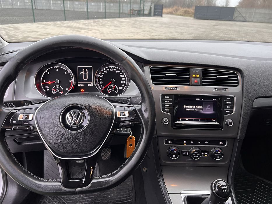 Volkswagen  Golf 7, 2014 рік