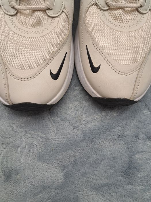 Buty sportowe doboegania sneakersy nike air max 42,5
