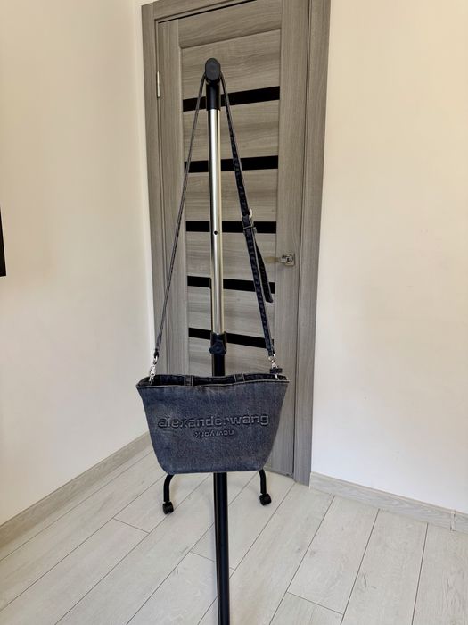 Alexander Wang сумка на коротких ручках або довгий пасок є