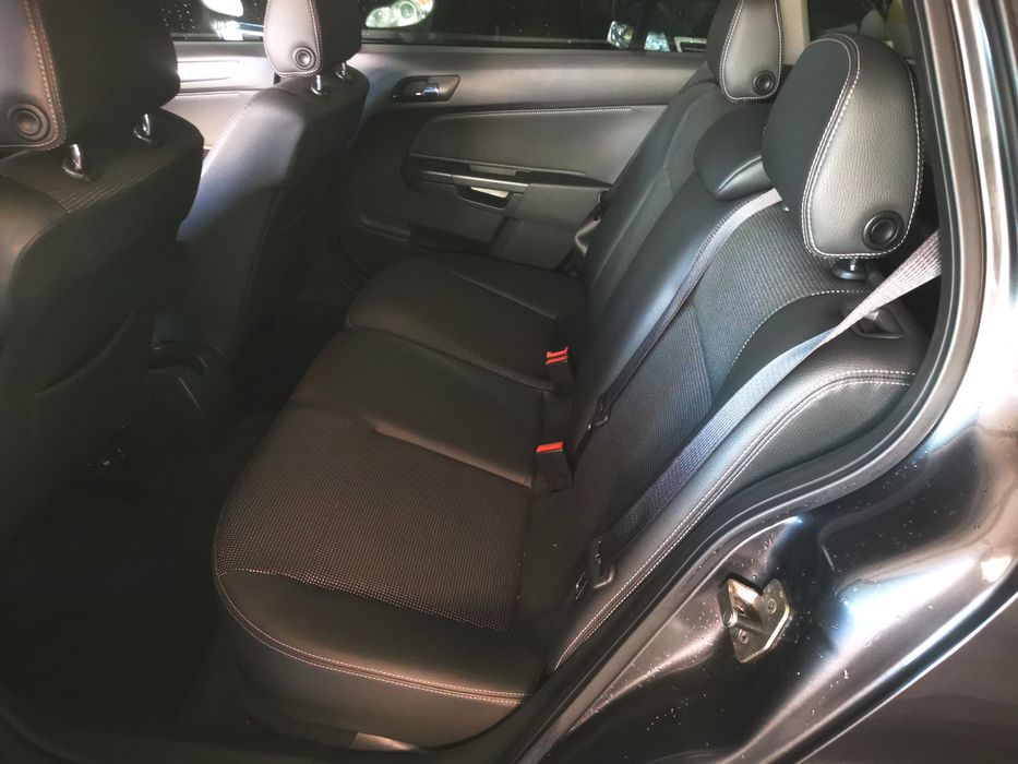 Opel Astra Caravan 1.7Cdti de 2009(Motor Isuzu)