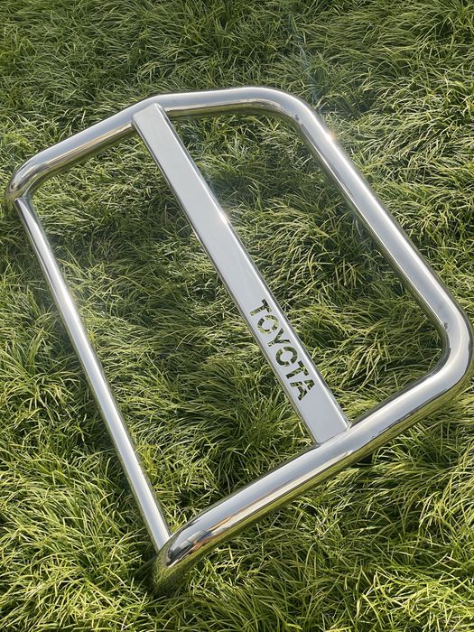 Proteção Frontal "Mata-Vacas" Toyota Land Cruiser / Hilux