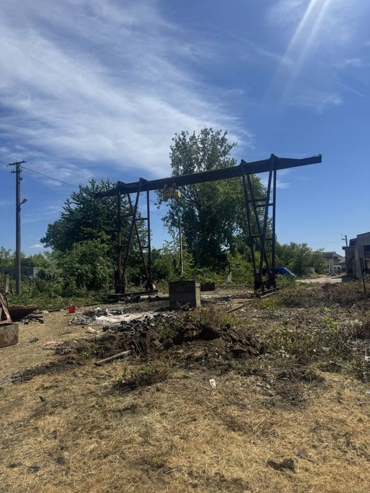 продам козловий кран  електричний.