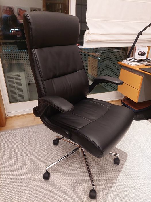 Cadeira Executiva Staples