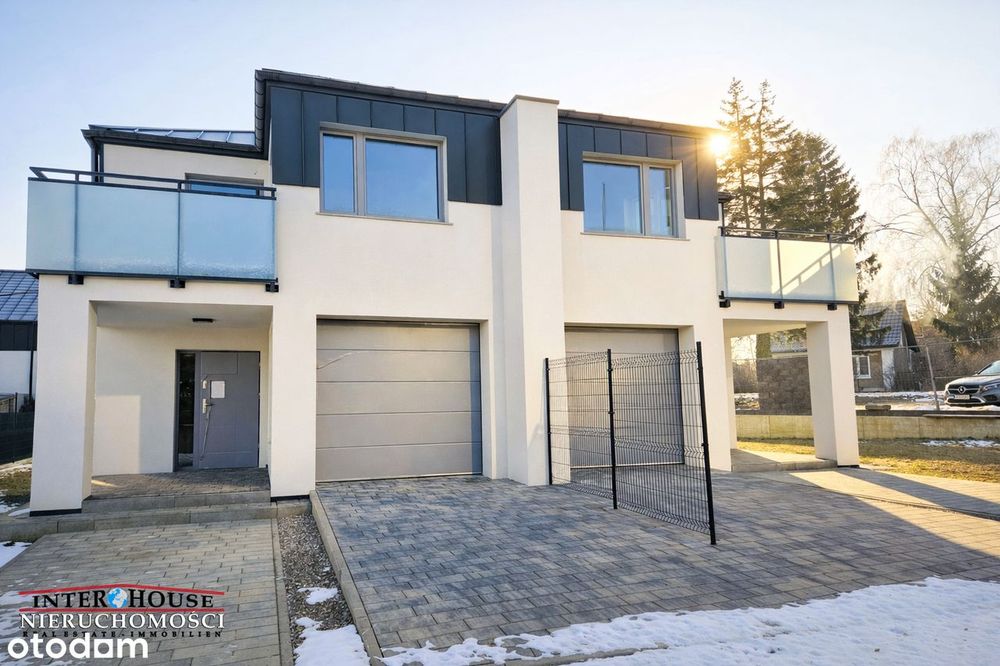 Dom w stanie deweloperskim z ogródkiem i garażem na osiedlu zamkniętym