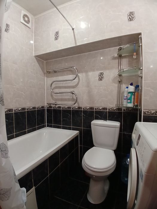 Посуточно квартира в центре города 1 этаж.