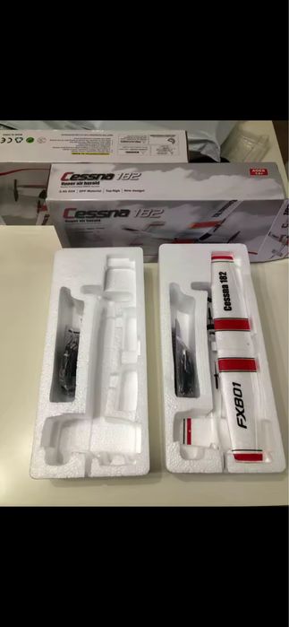 Samolot zdalnie sterowany  Cessna 182