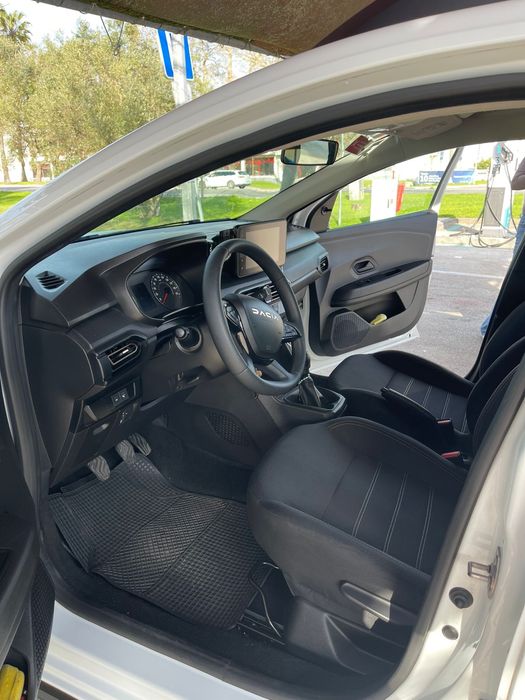 Vendo Dacia sandero 2024