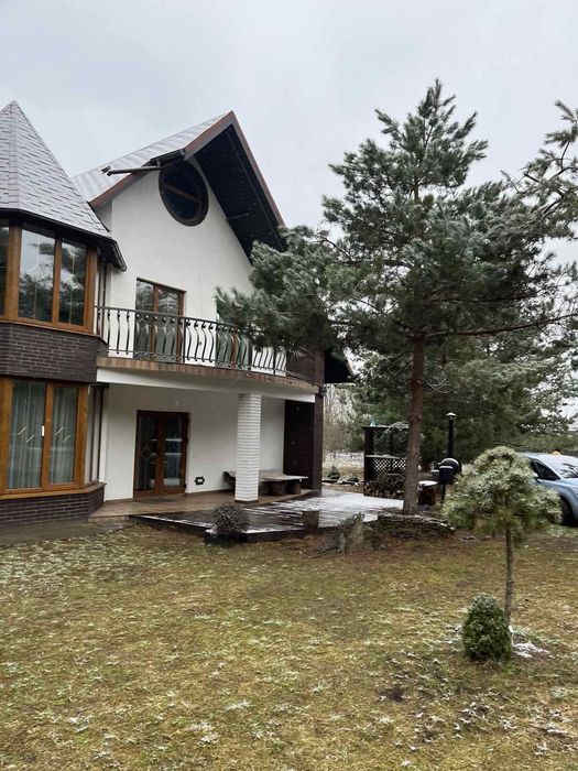 Будинок в кривині