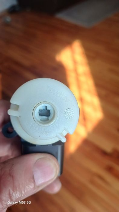 контактная группа Тойота авенсис т25 TOYOTA AVENSIS COROLLA E11 E110