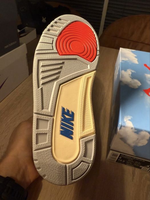 Nike Air Jordan 3 Seoul (42,5)