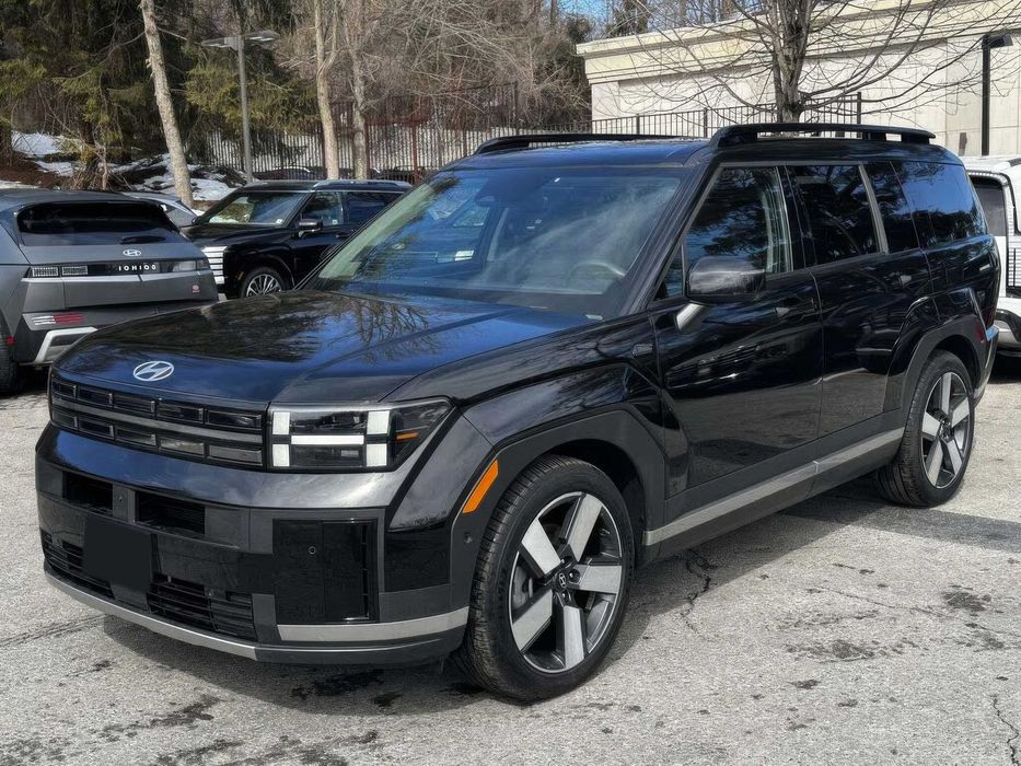 Hyundai Santa Fe Limited      2024