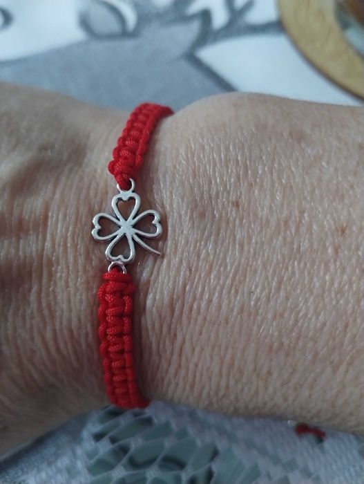 Bransoletka z koniczynką