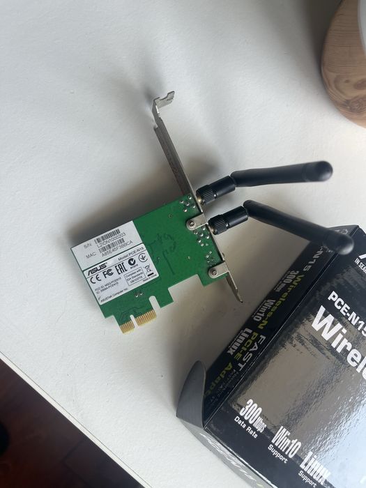 Placa de Rede Wi-Fi PCIe ASUS PCE-N15 300Mbps (Com caixa)