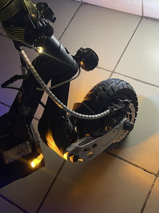 Продам kukirin g2 master