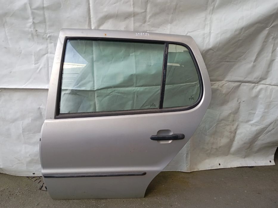 Porta trás esquerda VOLKSWAGEN Polo (6N)