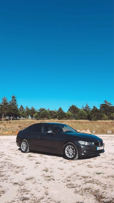Bmw 316 Lounge , Elegância, Desempenho e Economia
