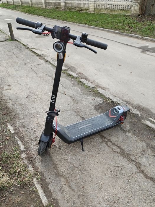 Електросамокат Niu KQi3 Max