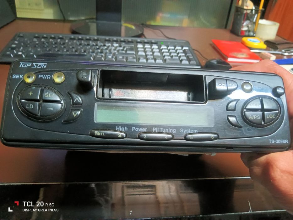 Vendo auto radio usado