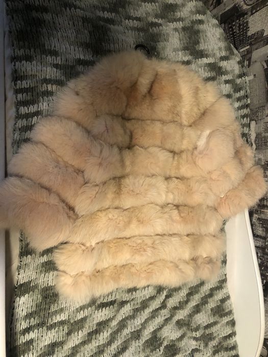 Пудрова шубка песець