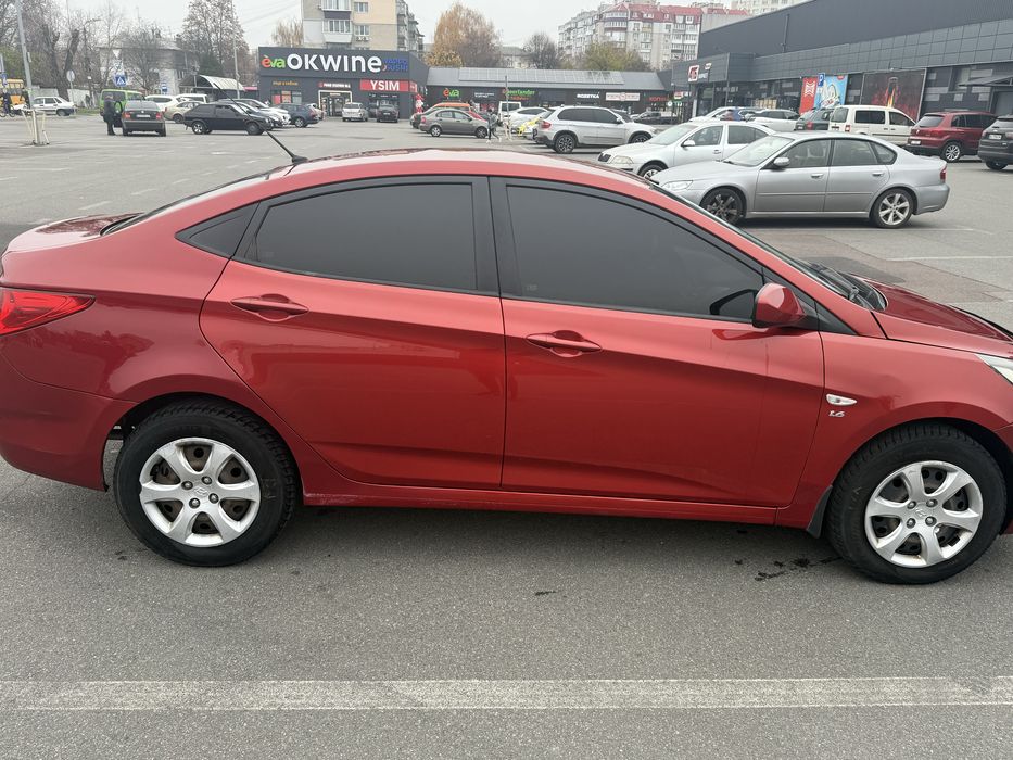 Hyundai Accent Автомат