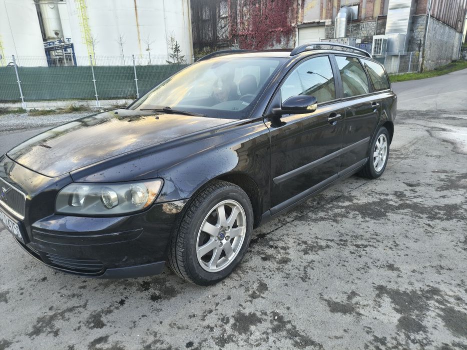 Volvo V50