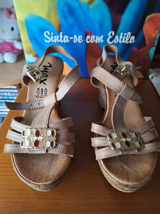 Sandálias de Cunha Castanhas T: 35 MAX