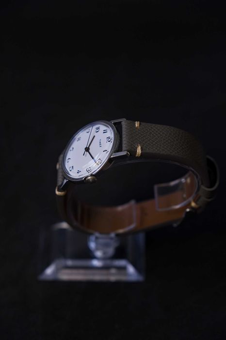 Timex Mercury 1975 – biała tarcza