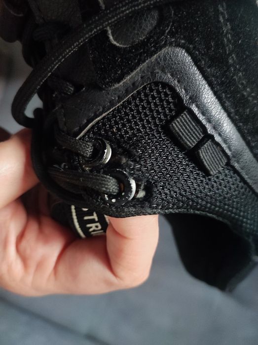 Кросівки 38 розмір