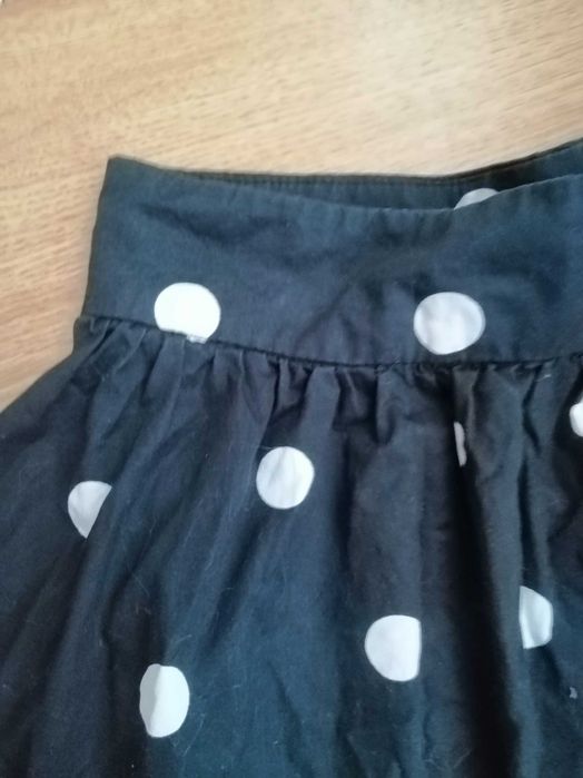 Spódnica w grochy r. L