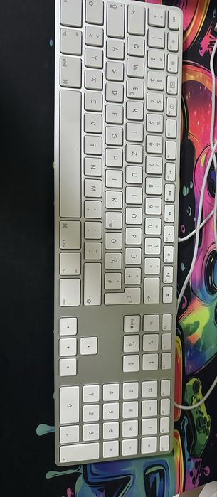 Клавіатура Apple Keyboard (A1243)з цифровою панеллю . USB.