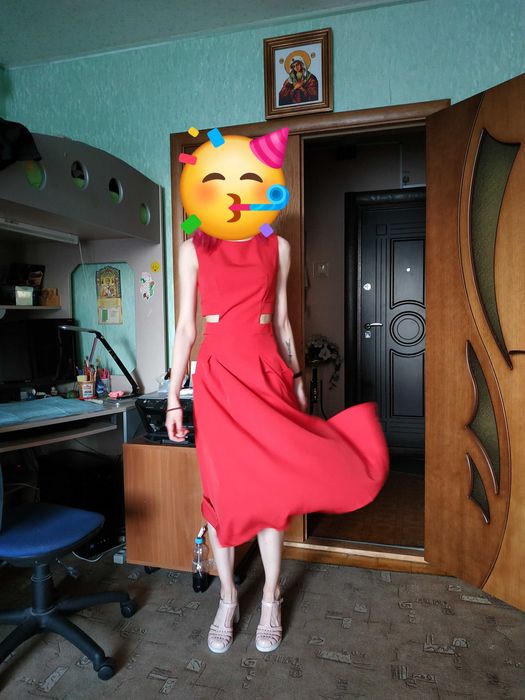 Плаття жіноче червоне