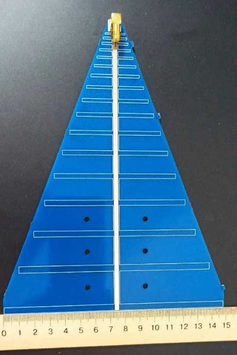 Антена логоперіодична широкосмугова для SDR радіоприймачів