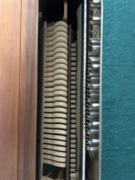 Piano acustico vertical Hupfeld