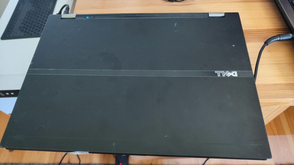 Laptop Dell używany