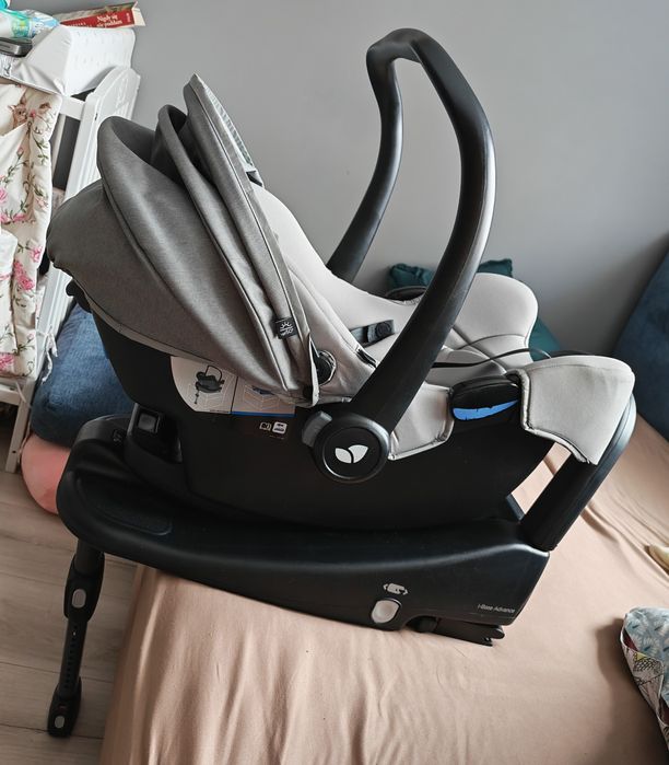 Fotrlik/nosidło Joie i-Snug z bazą