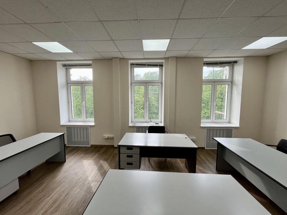 Офіс / Без комісії / 128 м2 / Парк Шевченка / Метро 5 хв. / Фасад