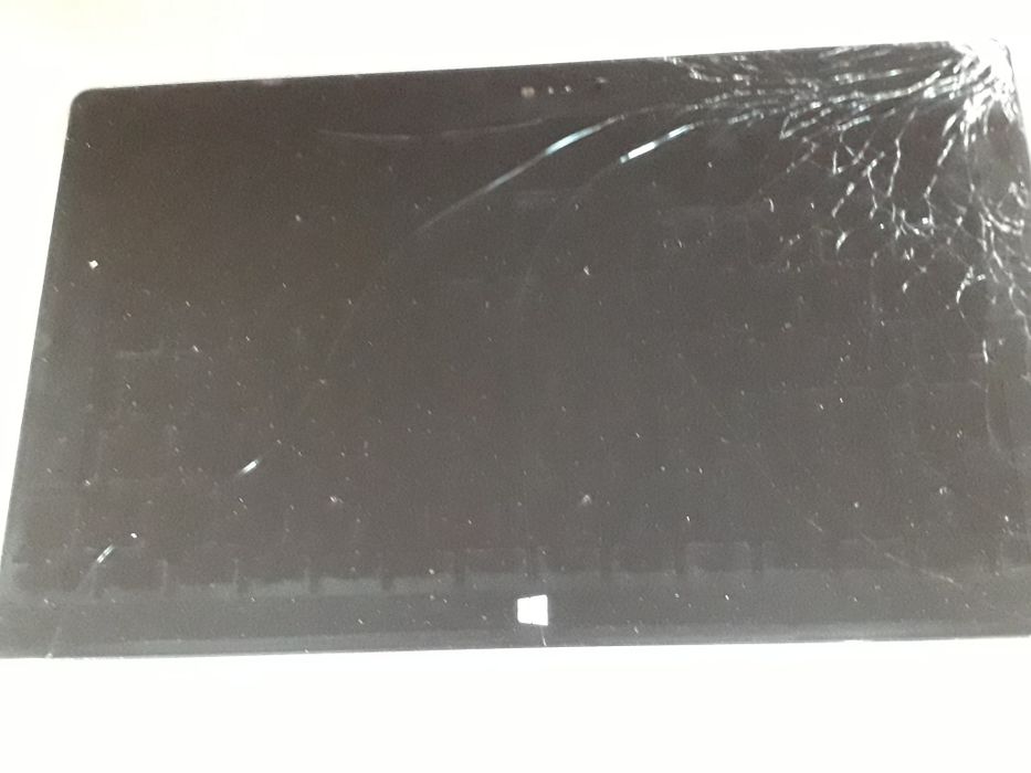 Microsoft Surface RT 32Gb (model 1572)
