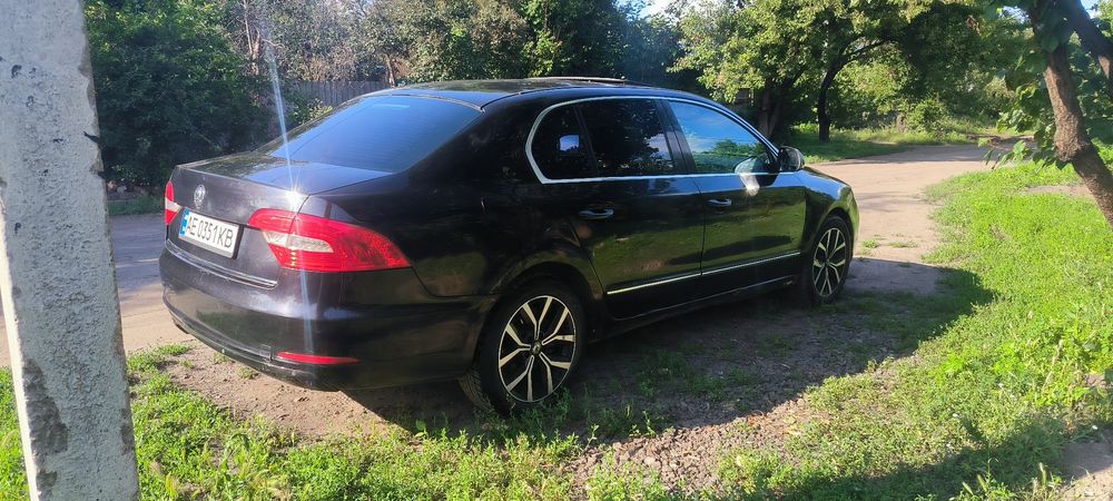 продам skoda superb 2 рестайл 2013 год 2 л дизель DSG