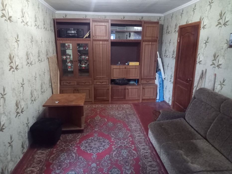 Сдается 2х ком кв. ЖД ост. Школьная 3.3 Кирпичный дом. Аккуратная.