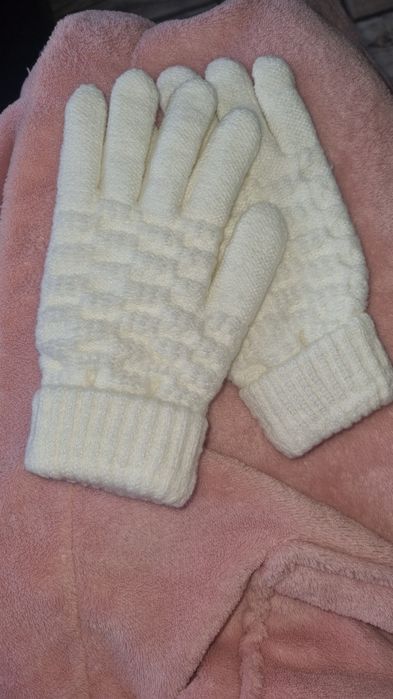 Рукавички білі перчатки