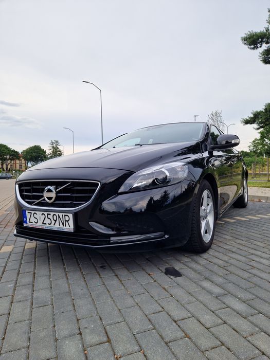 Sprzedam Volvo V40 1.6 Benzyna, 2014 r.