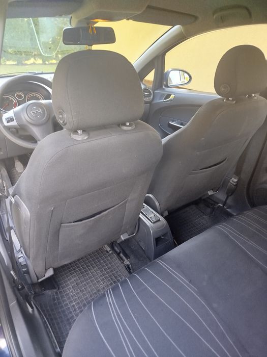 Sprzedam samochód osobowy marki Opel Astra 1,3-D CDTI